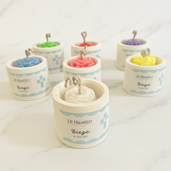 ✨Flor Maceta Cemento Bautizo – $55.10 c/u desde 25 pzas